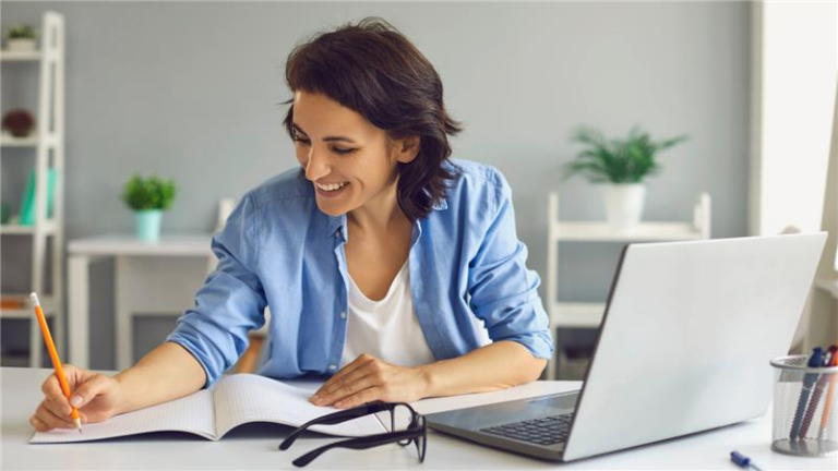 5 Digital Tools Every Marketer Needs to Try in 2025